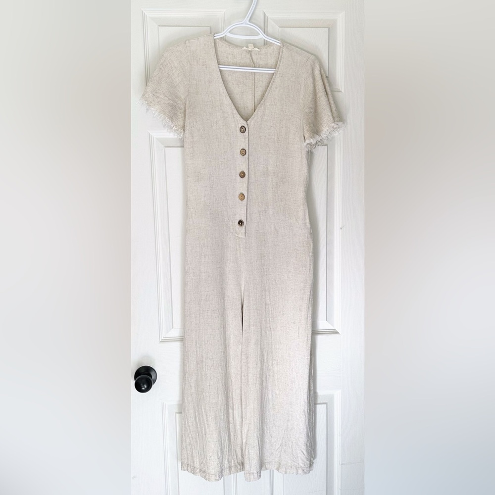 Promesa Cream Cropped Jumpsuit with Wooden Buttons - linen blend
